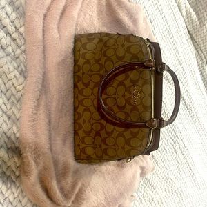 COACH CRISS BODY BAG